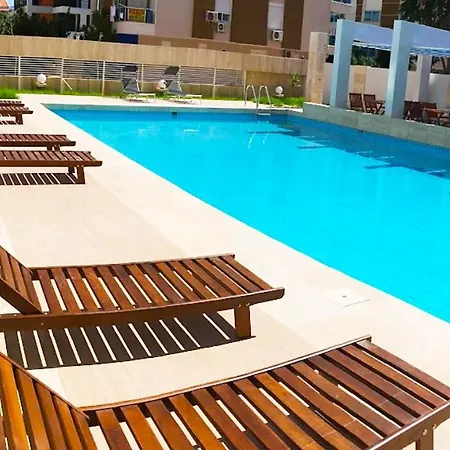 Modern & Cozy Apartment In Antalya City / Wifi + Pool アパート