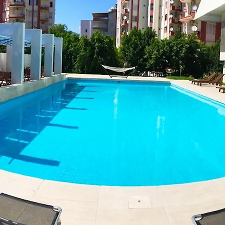 Modern & Cozy Apartment In Antalya City / Wifi + Pool Daire